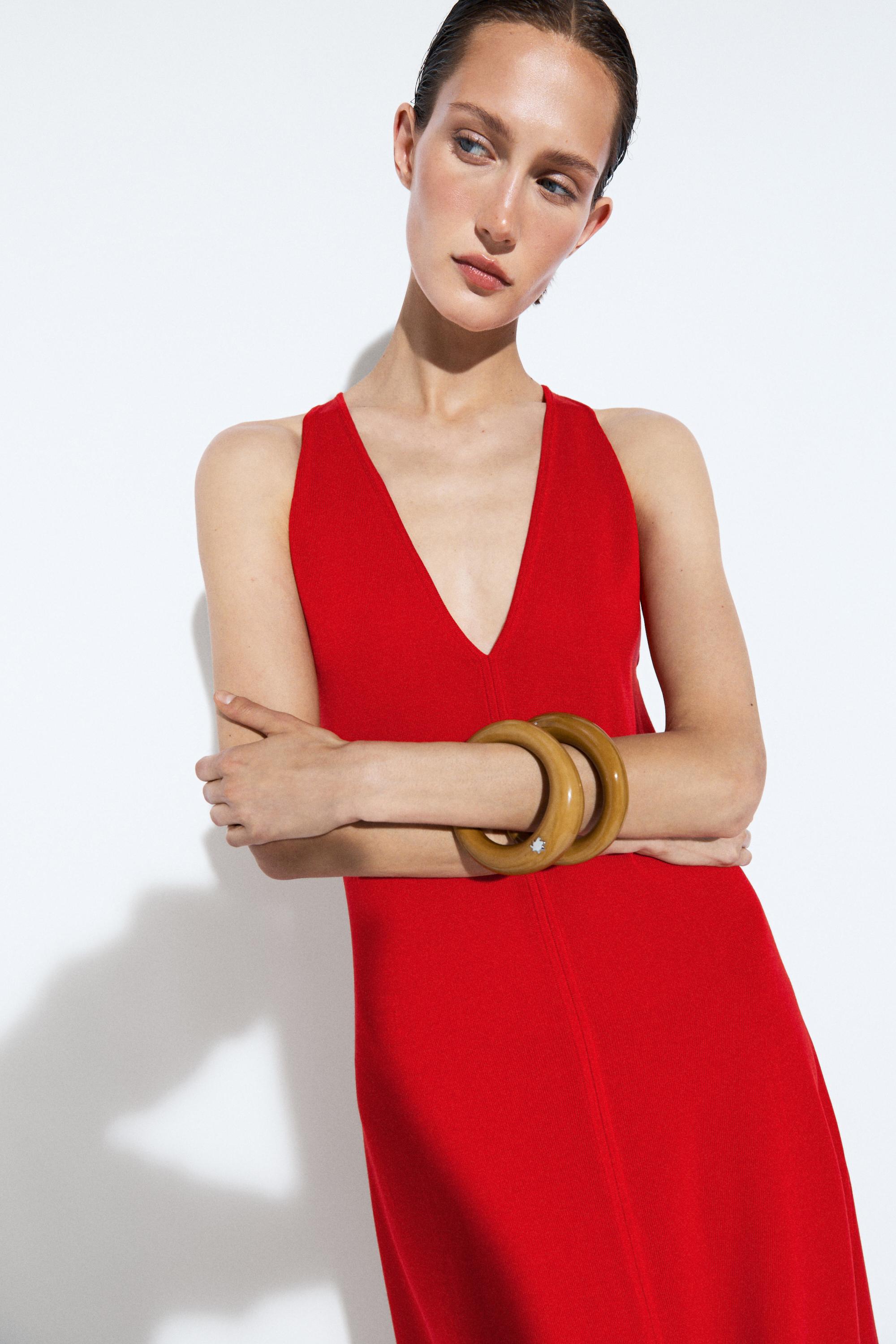 Robe midi en maille col V